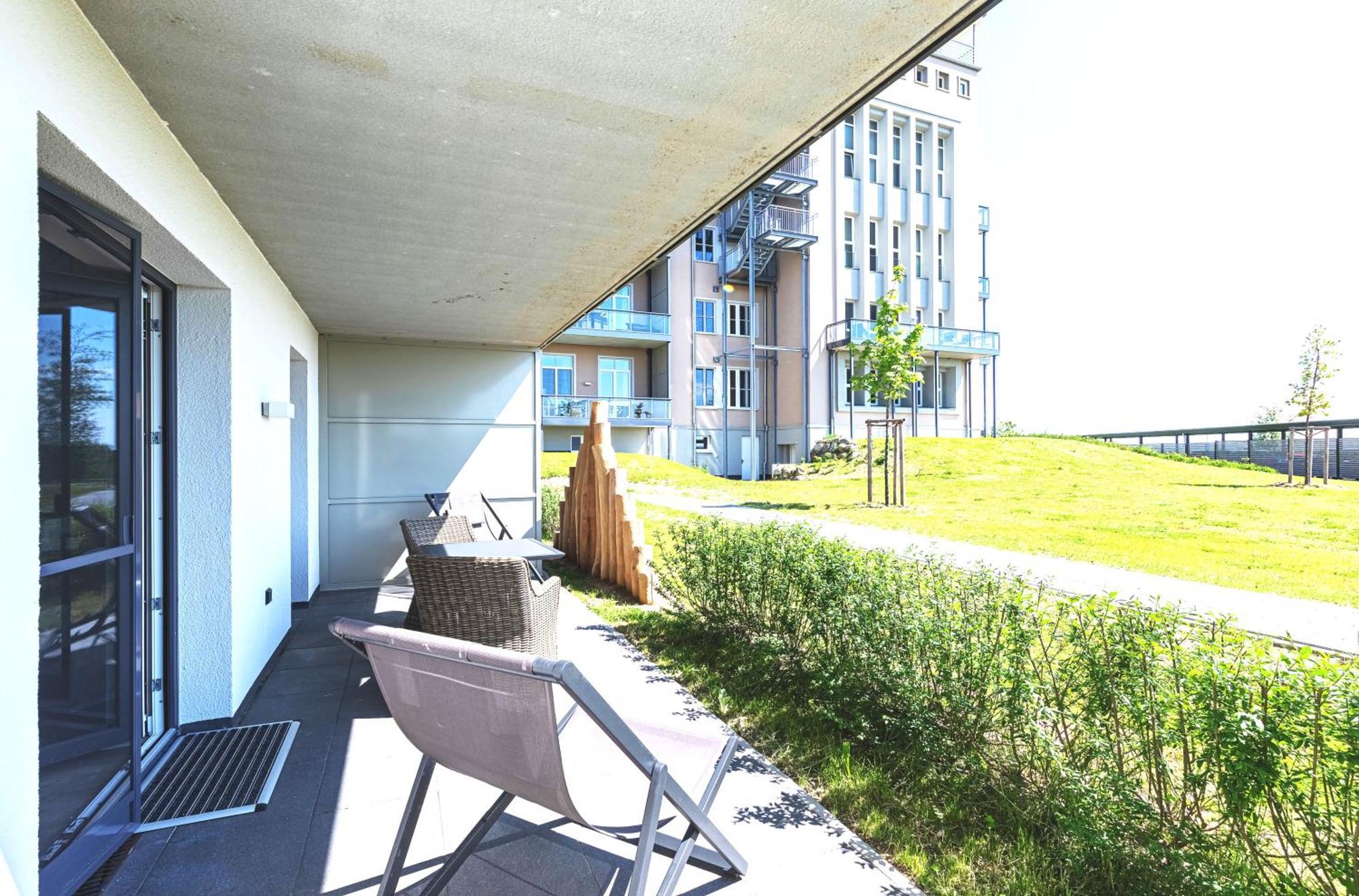 Zwei Wasser - Strandhaus Alte Seefahrtschule Aparthotel Wustrow  Eksteriør bilde